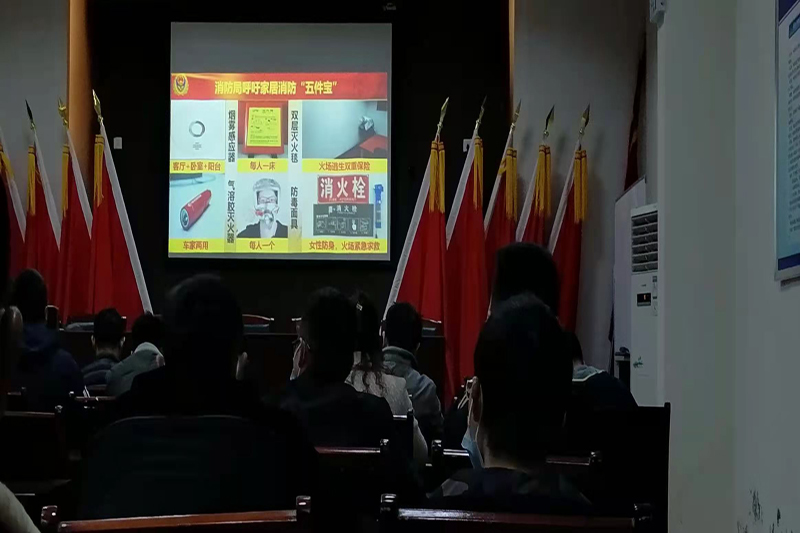 新邑航安全消防培訓(xùn)演練現(xiàn)場